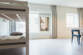 Отель Snuffel Hostel  Брюгге